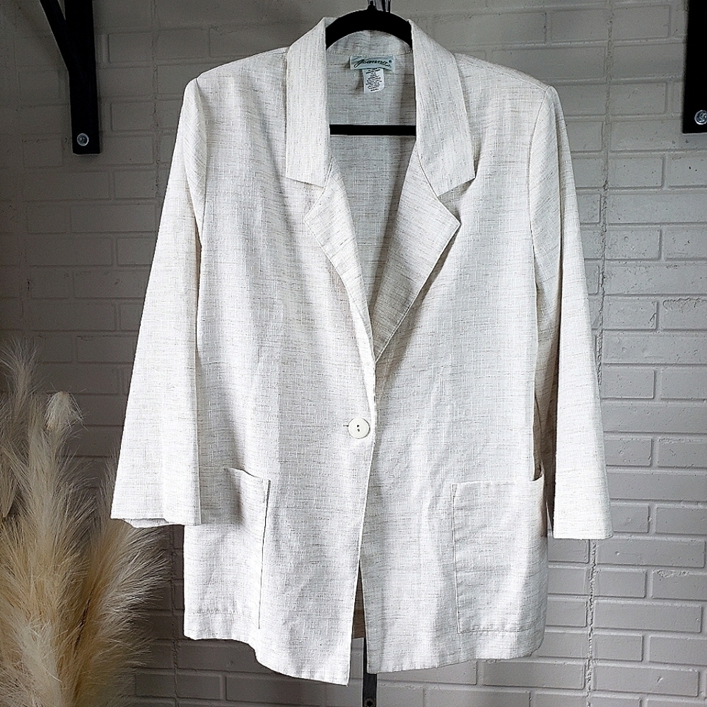 Vntg Joanna Linen Blend Oversized Blazer Cream Oatmeal size Small